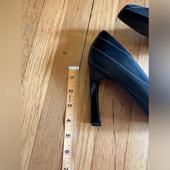 90s Vintage Gianni Versace Black Pinstripe Stiletto Heels Sz 37.5 - Picture 12 of 12